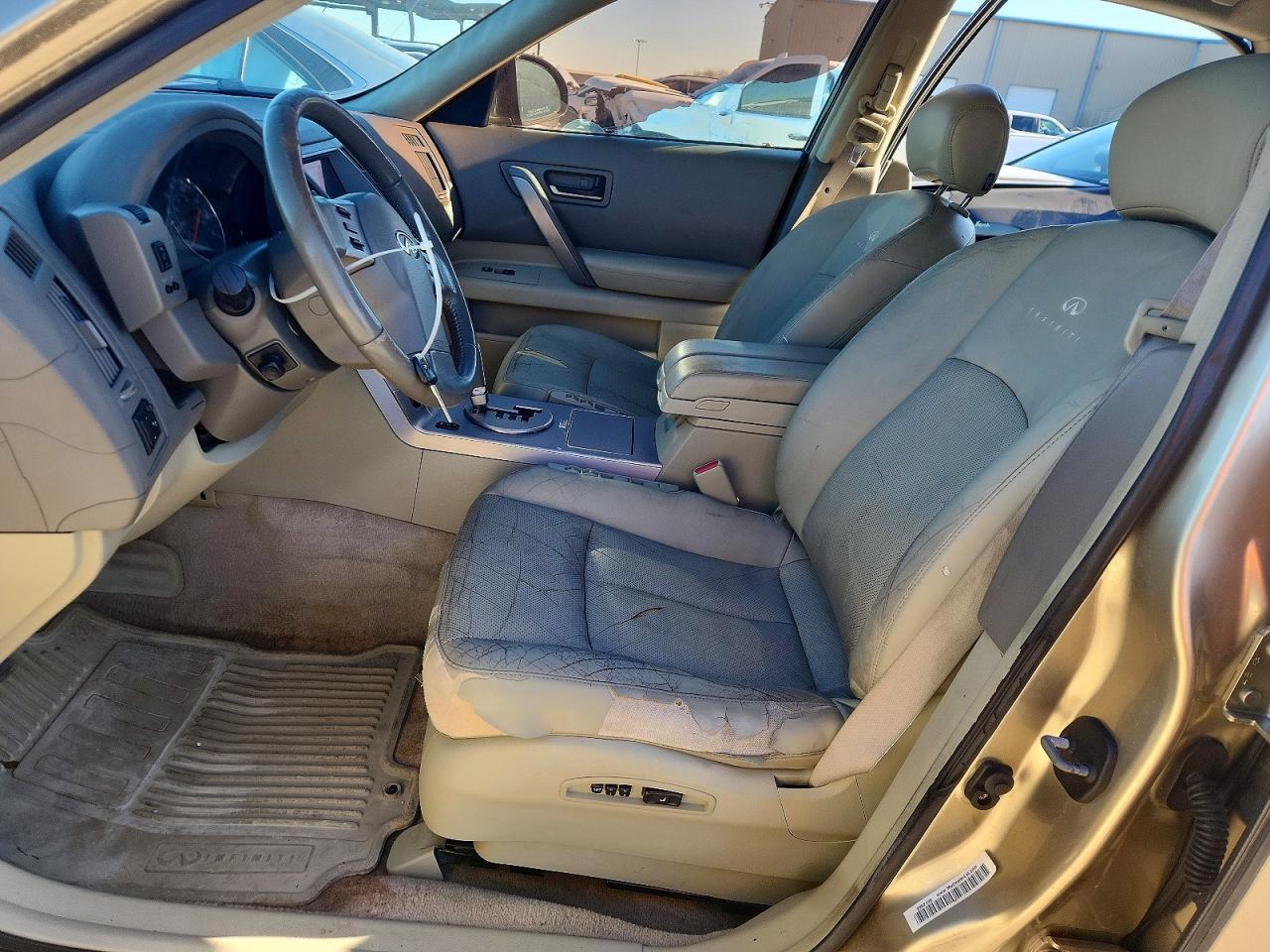 2005 INFINITI FX35