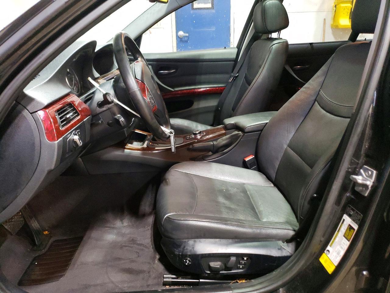 2011 BMW 3 SERIES