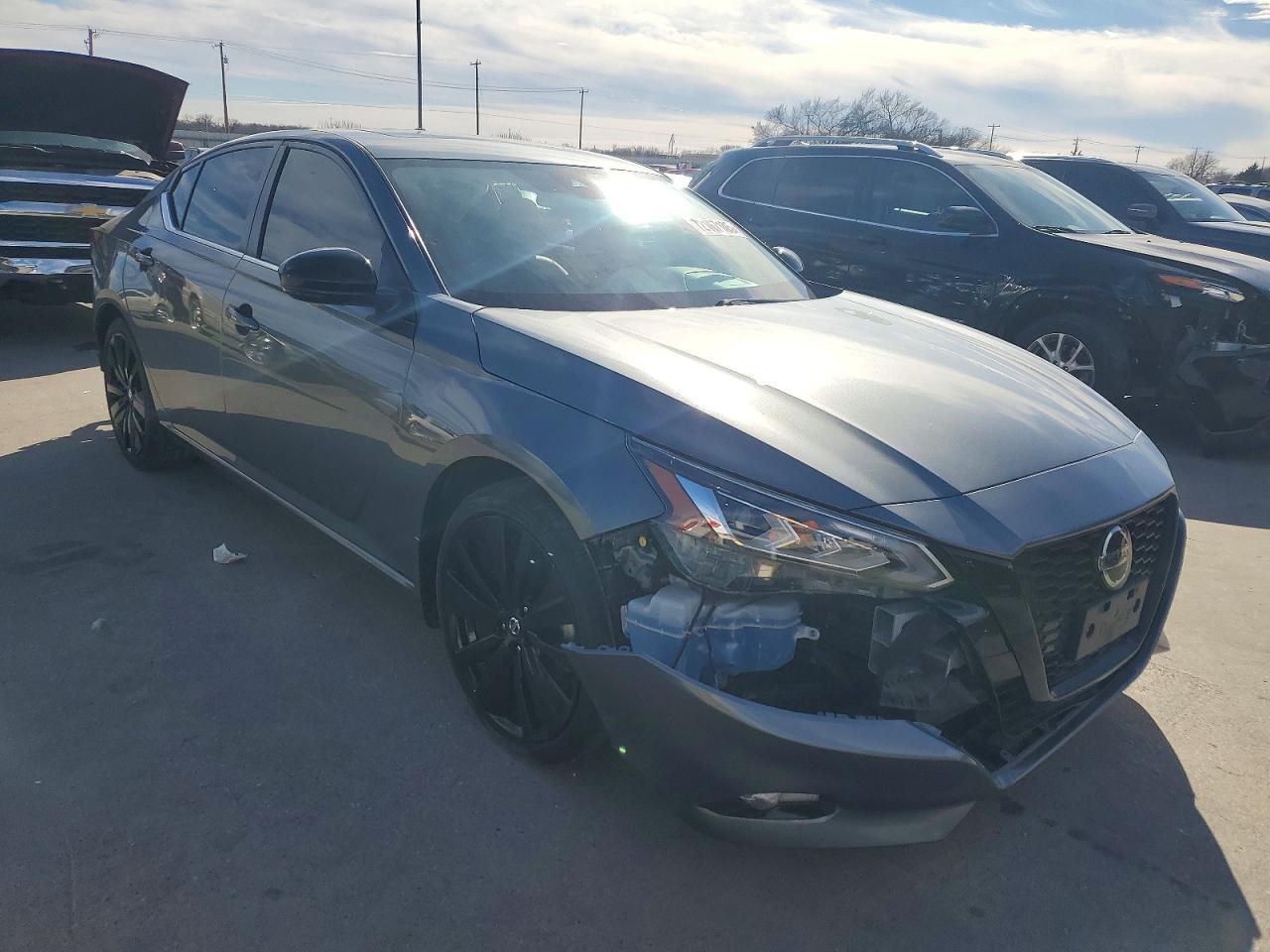 2022 NISSAN ALTIMA