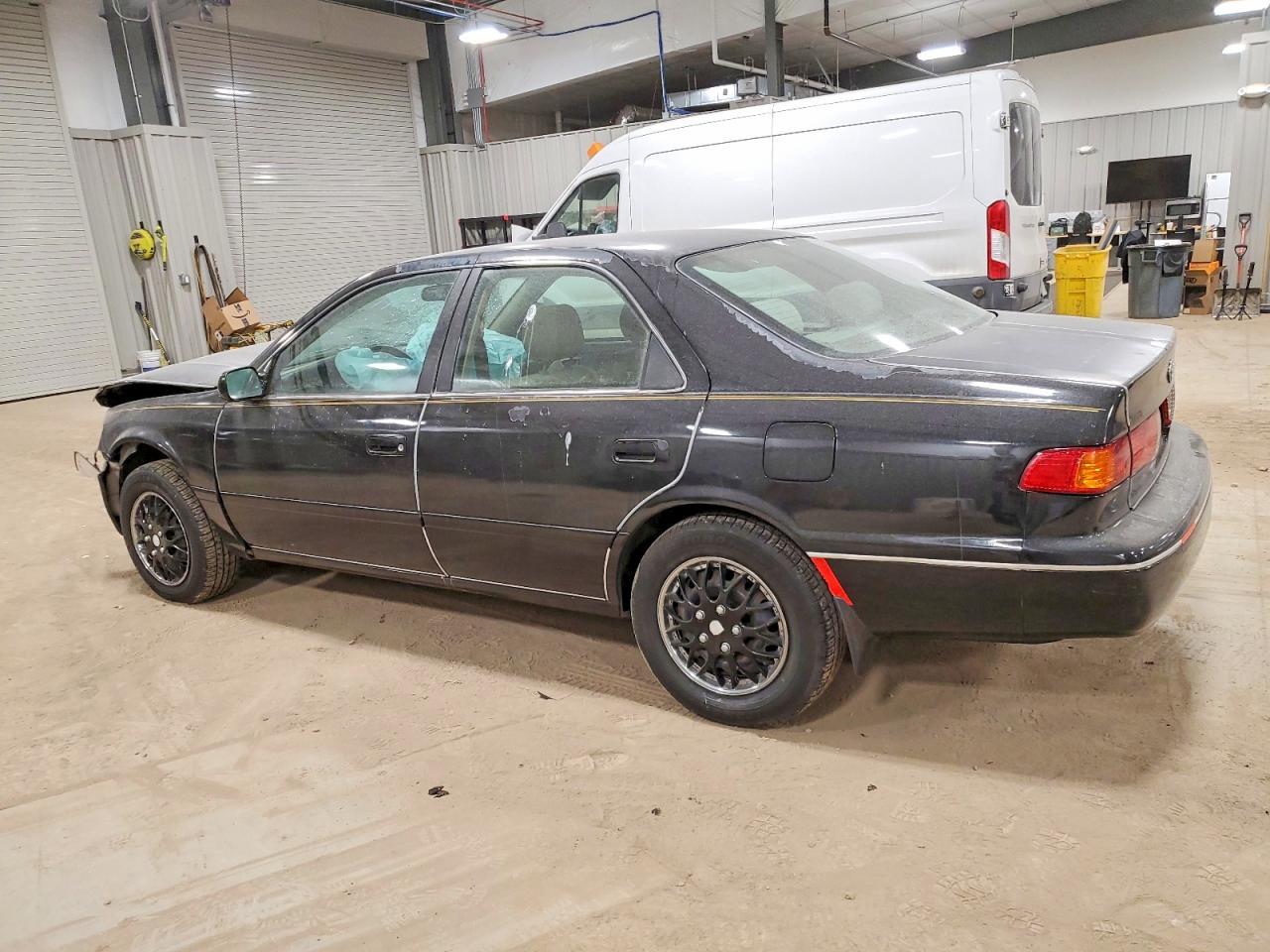 2000 TOYOTA CAMRY