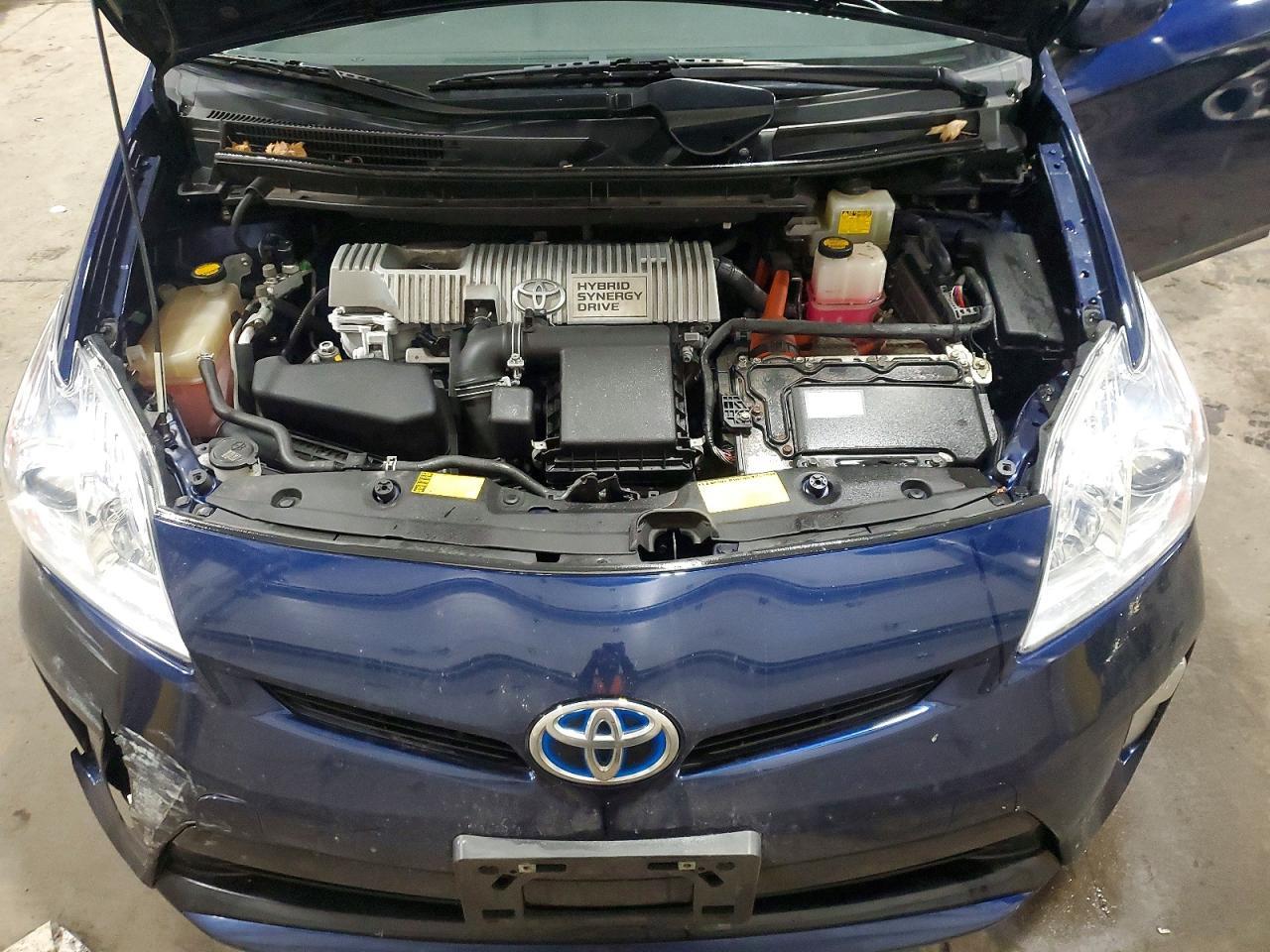 2014 TOYOTA PRIUS