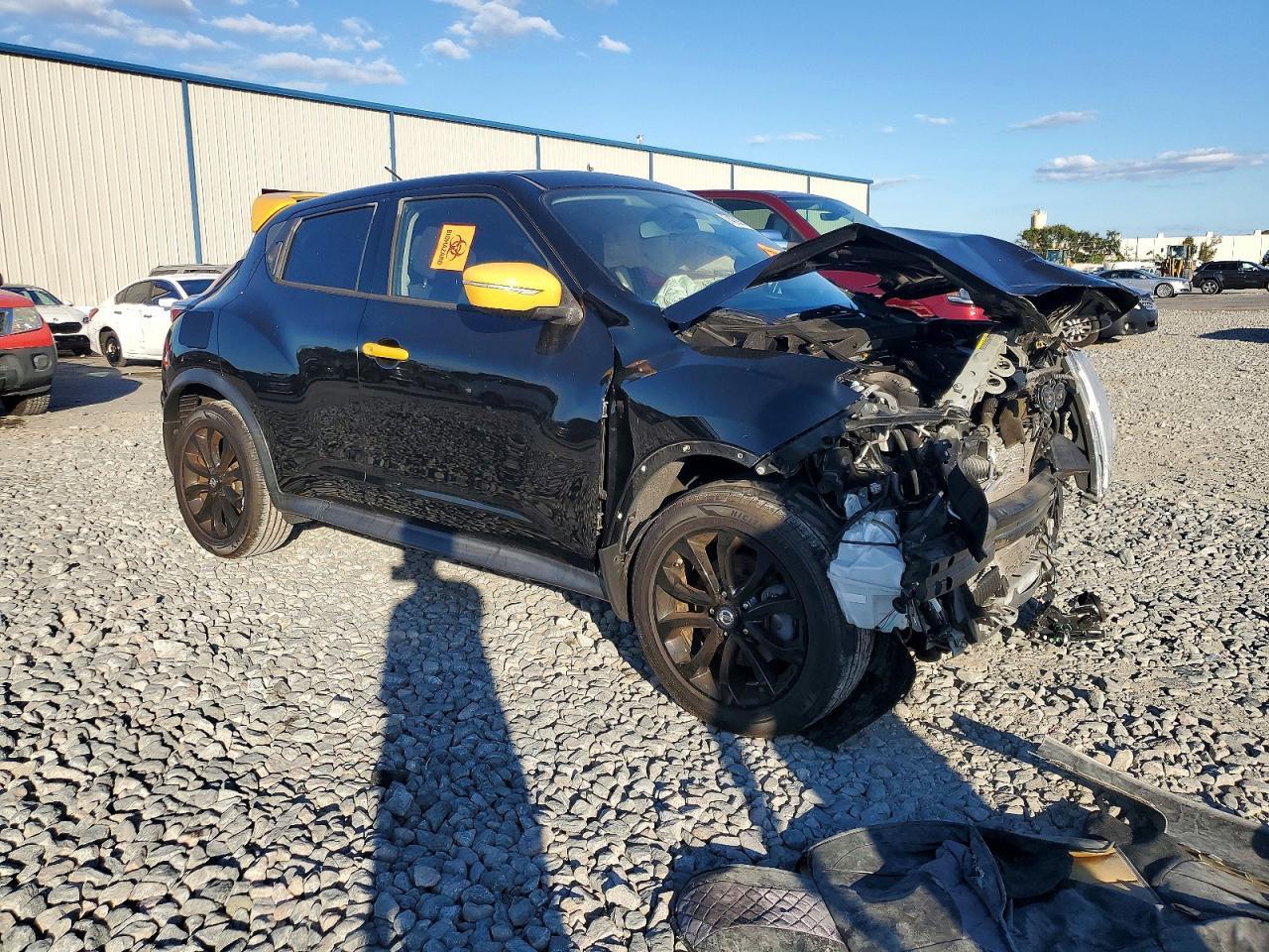 2016 NISSAN Juke