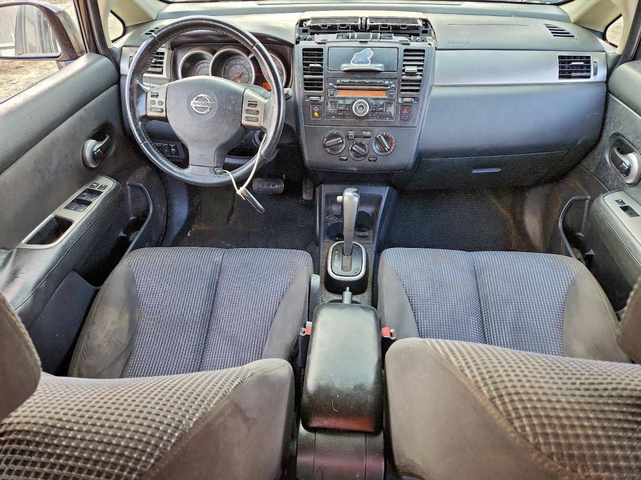 2010 NISSAN VERSA