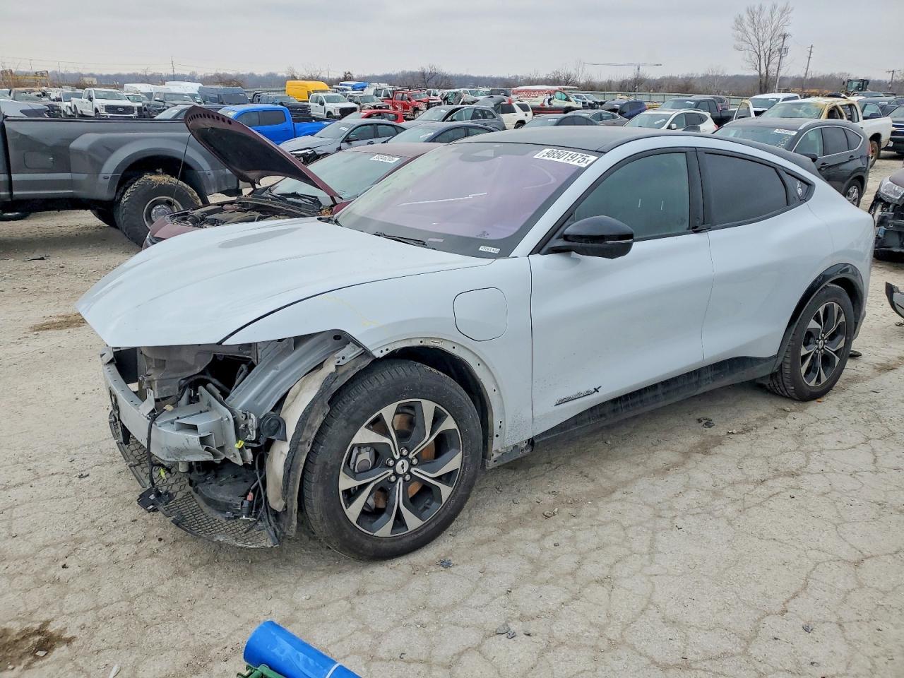2021 FORD Mustang Mach-E