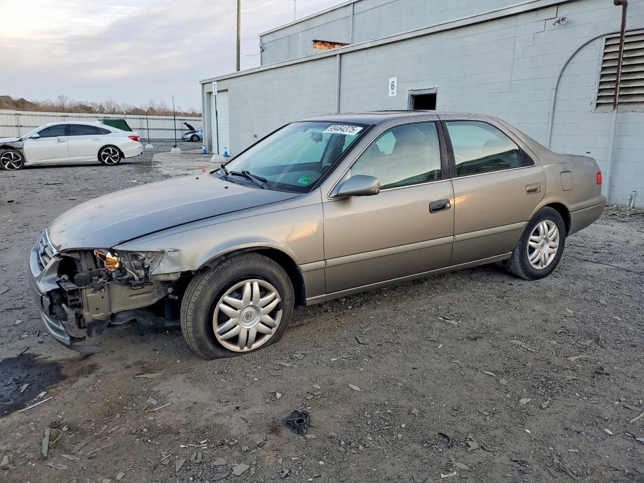2000 TOYOTA CAMRY