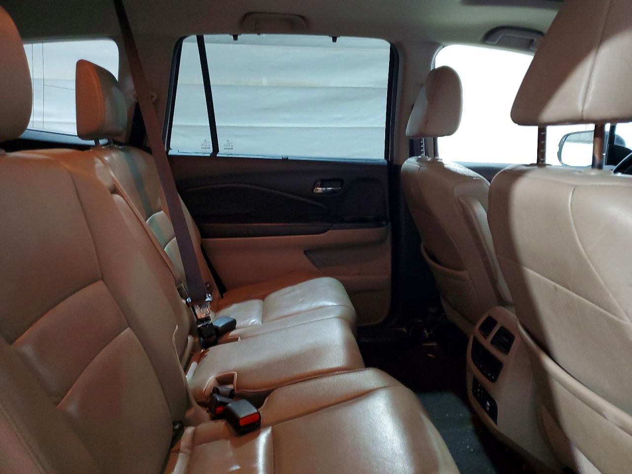 2016 HONDA PILOT