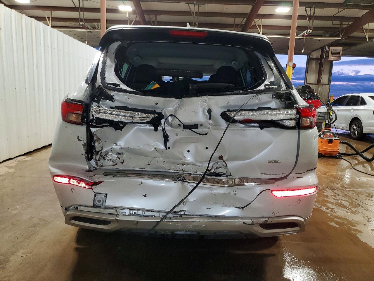 2023 MITSUBISHI outlander