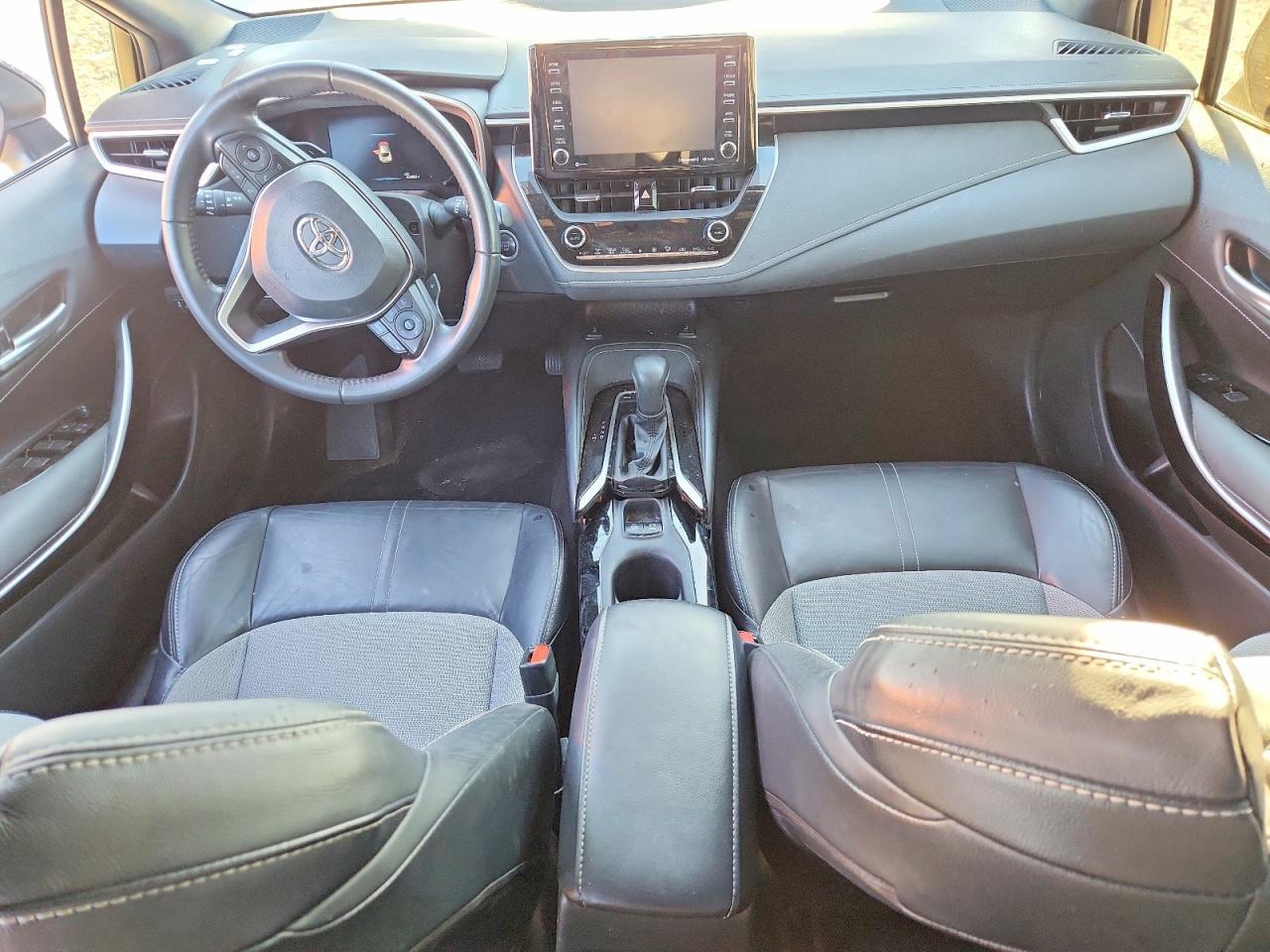 2022 TOYOTA COROLLA