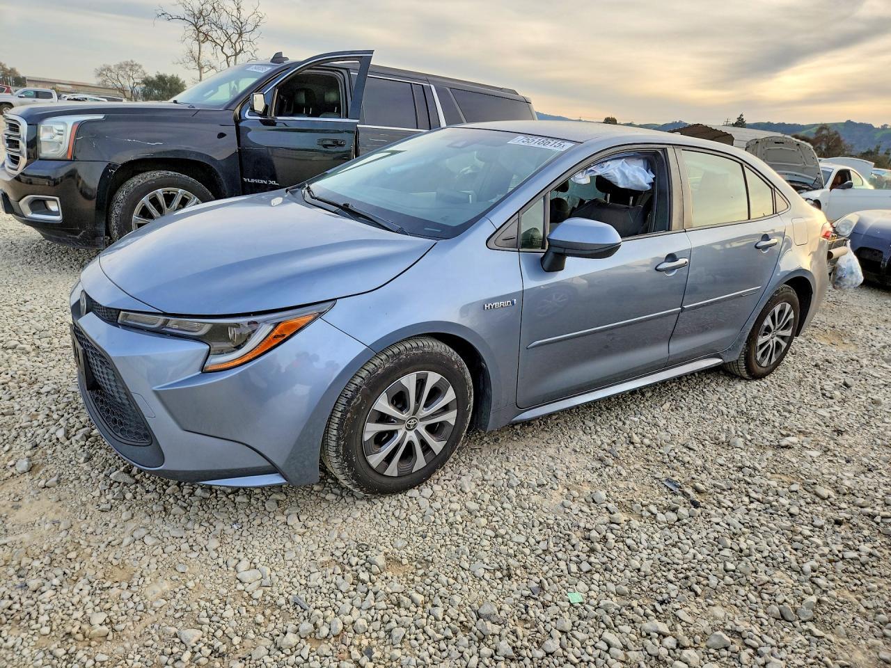 2021 TOYOTA COROLLA