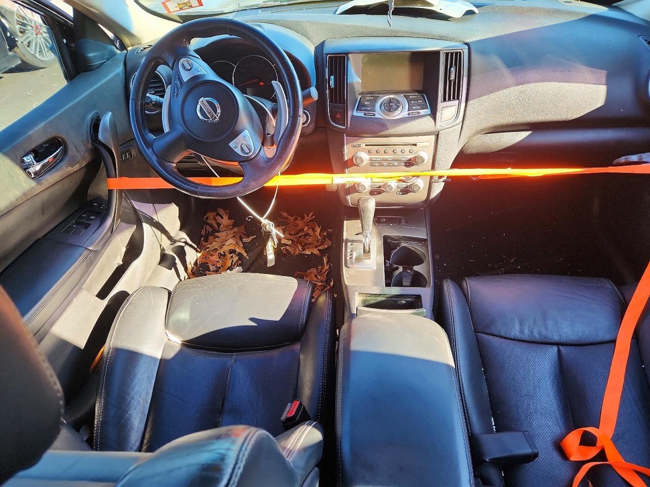 2014 NISSAN Maxima
