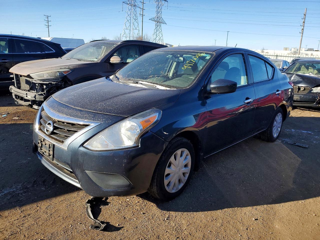 2016 NISSAN VERSA