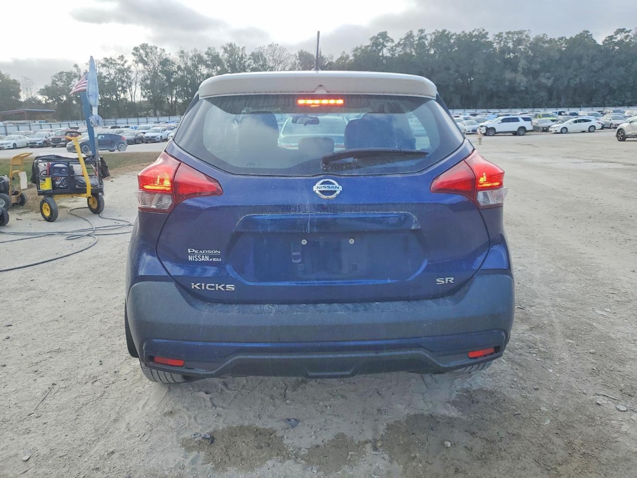 2019 NISSAN KICKS