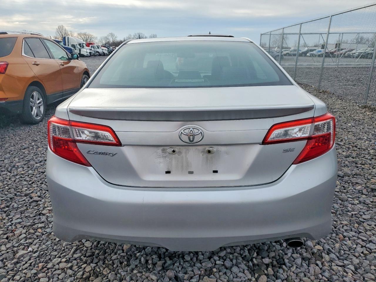 2013 TOYOTA CAMRY