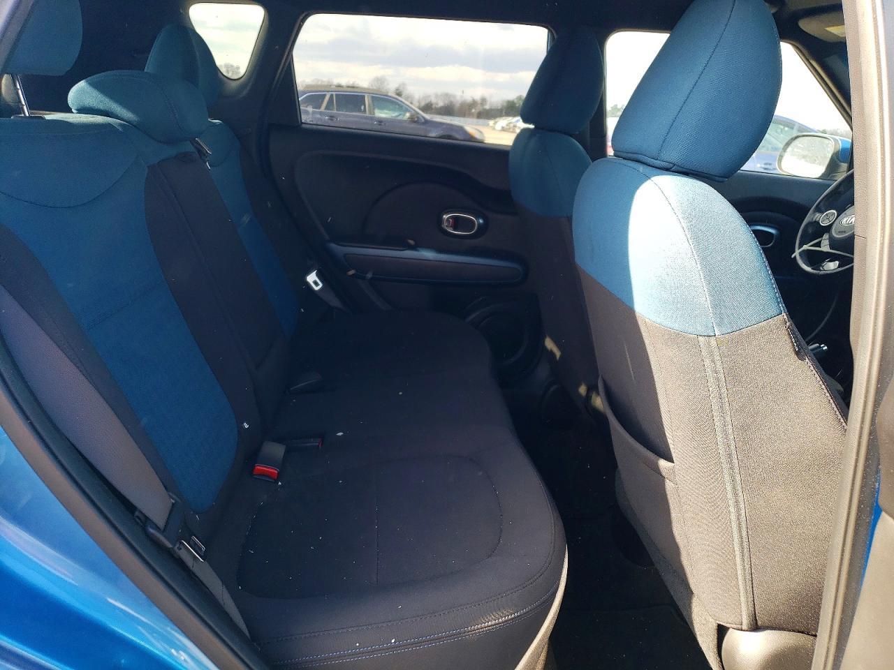 2015 KIA SOUL