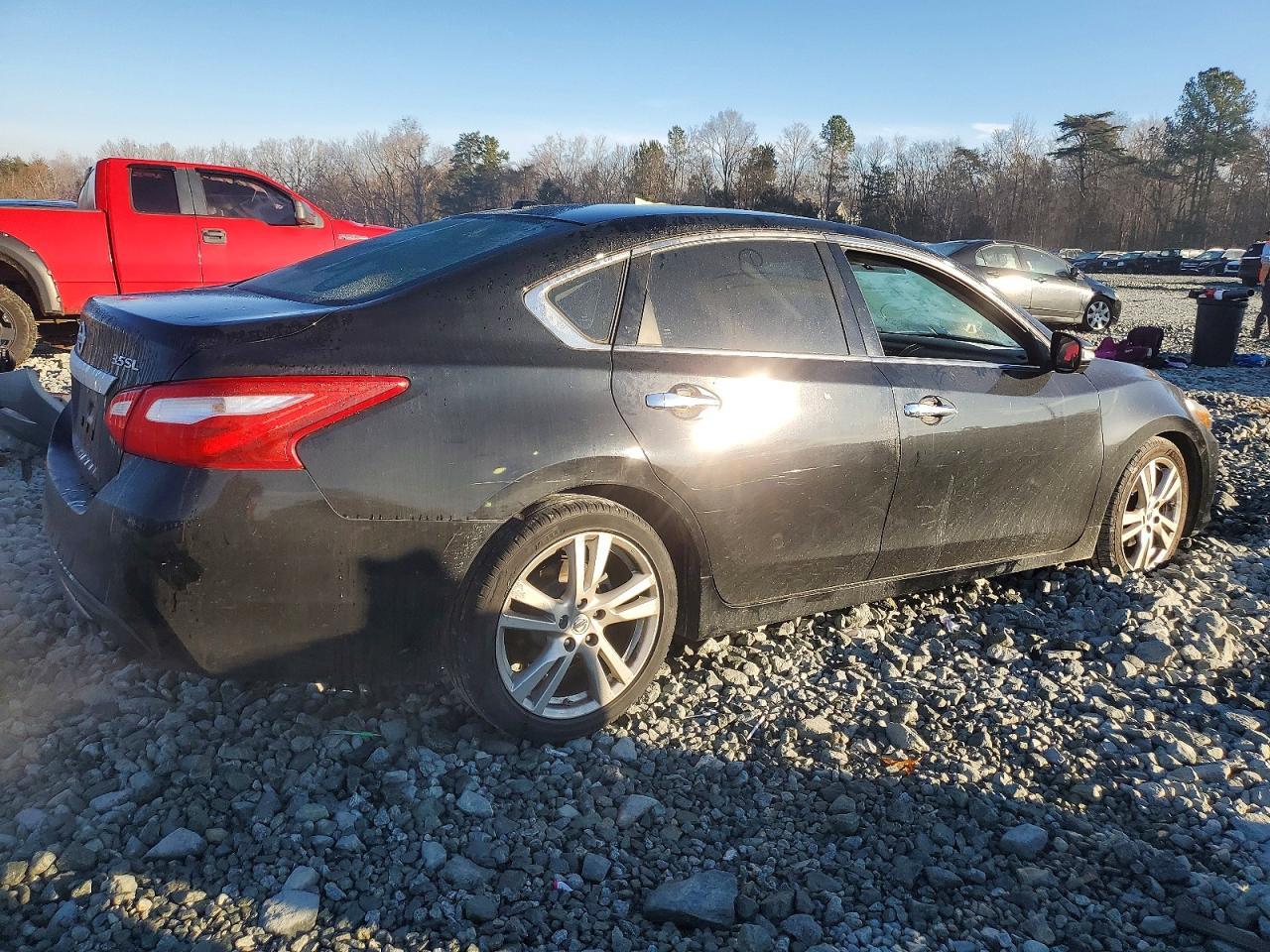 2017 NISSAN ALTIMA