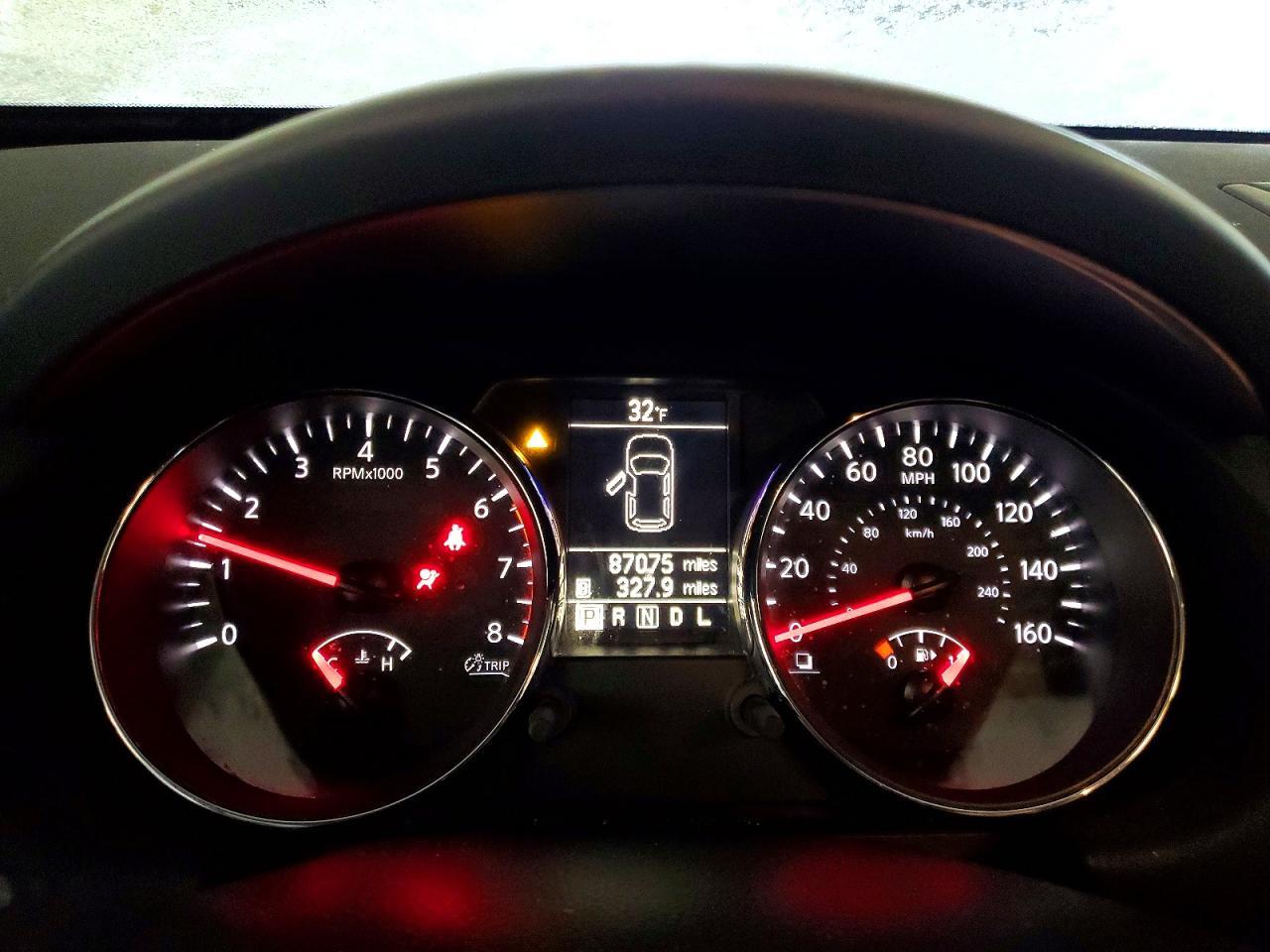 2015 NISSAN ROGUE