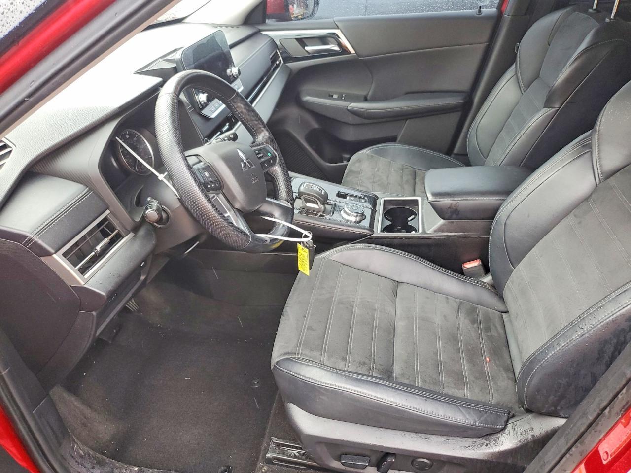 2022 MITSUBISHI outlander
