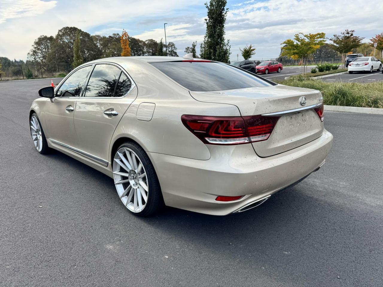 2017 LEXUS LS 460