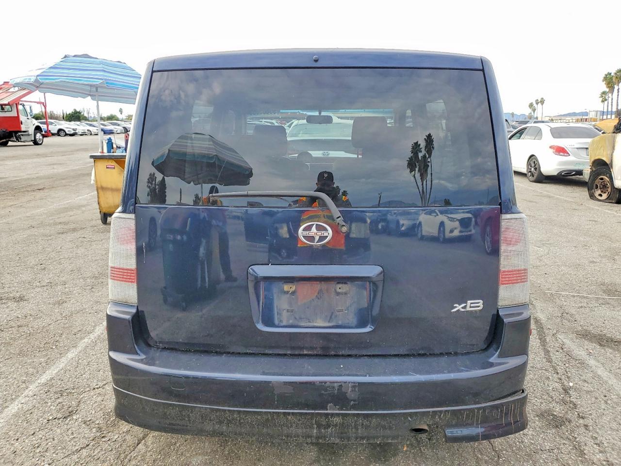 2005 TOYOTA SCION