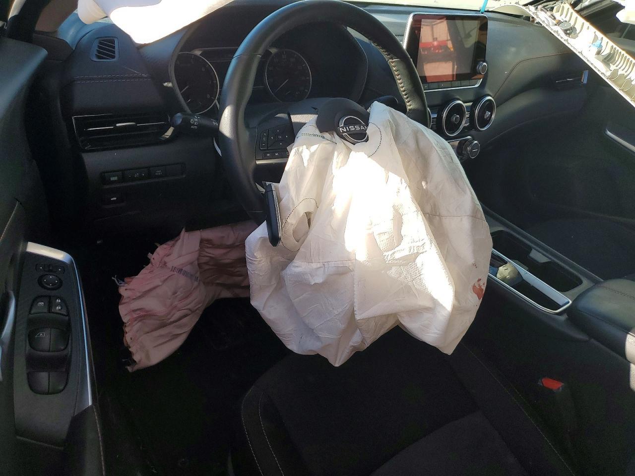 2024 NISSAN SENTRA