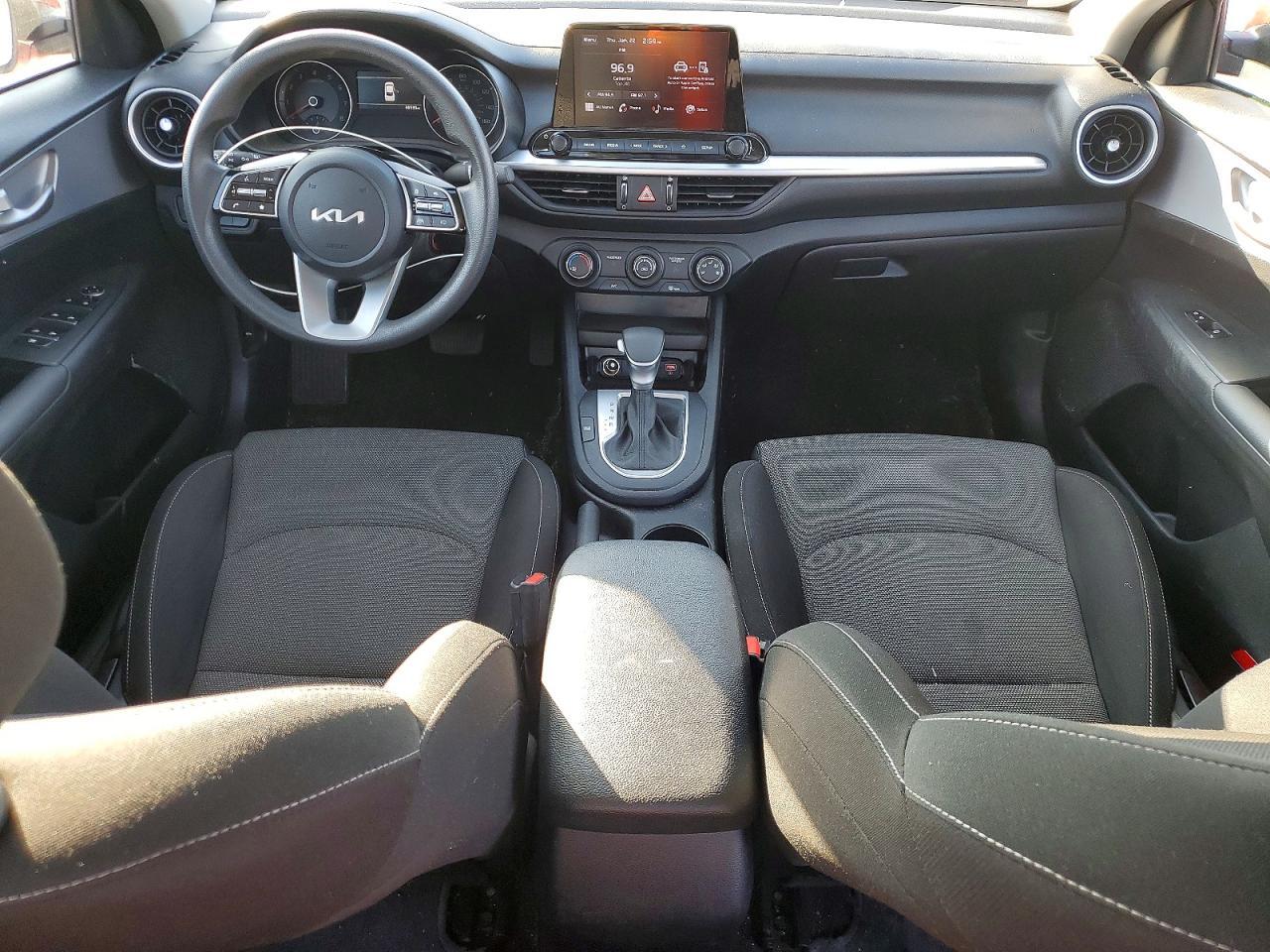 2024 KIA FORTE