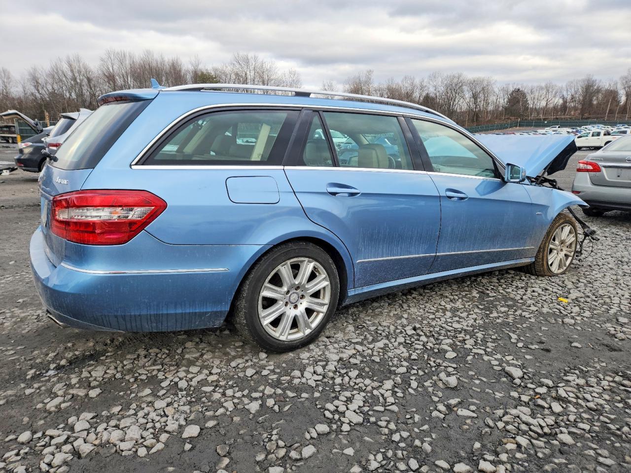2012 MERCEDES-BENZ E-Class