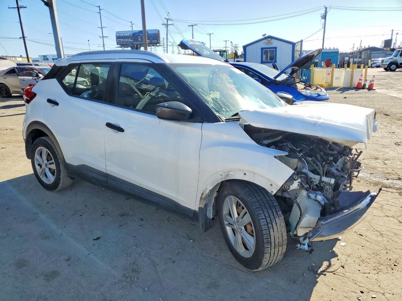2018 NISSAN KICKS