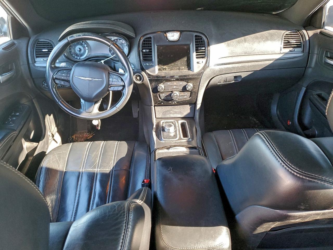 2015 CHRYSLER 300