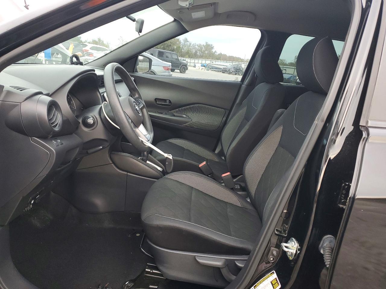 2019 NISSAN KICKS