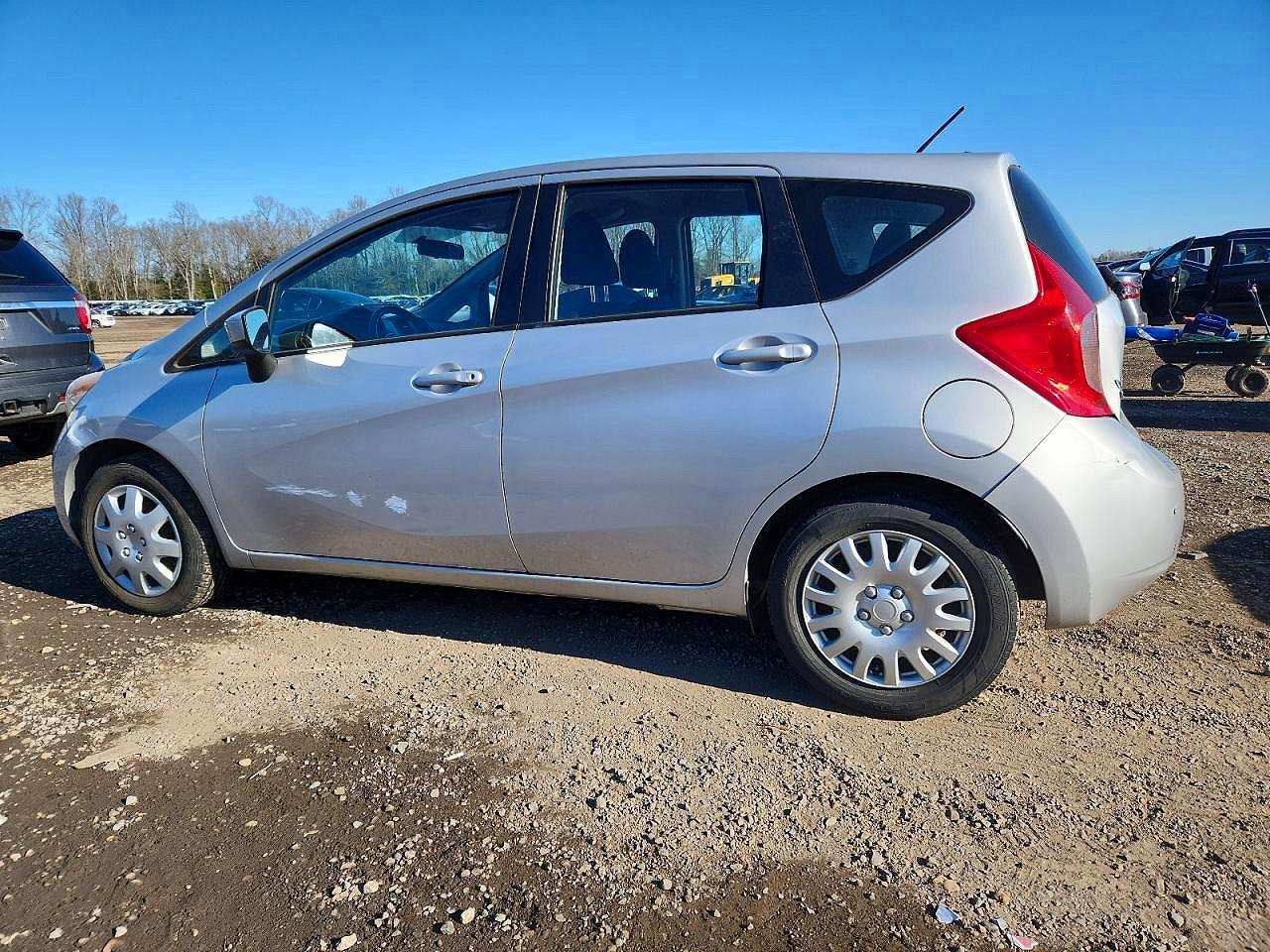 2015 NISSAN Versa Note