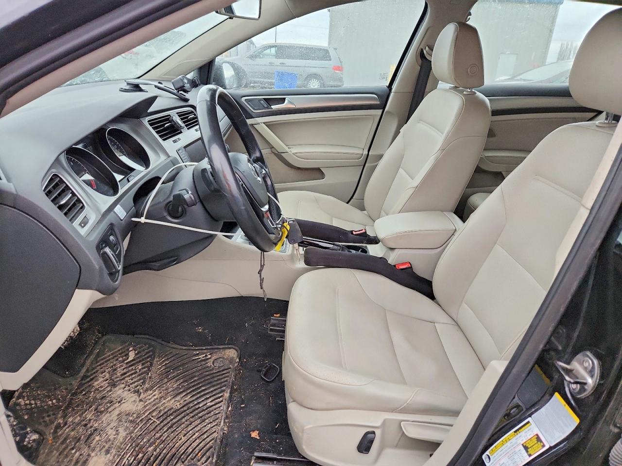 2015 VOLKSWAGEN GOLF
