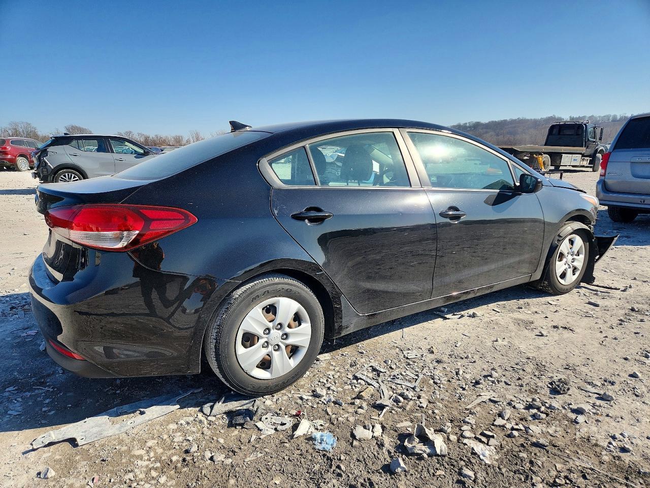 2017 KIA FORTE