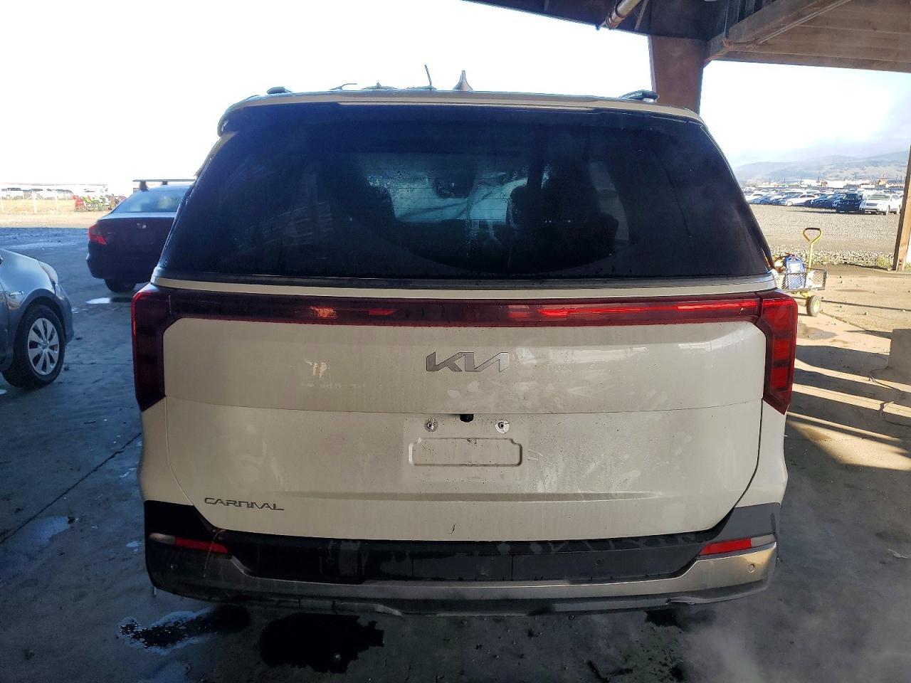 2025 KIA Carnival