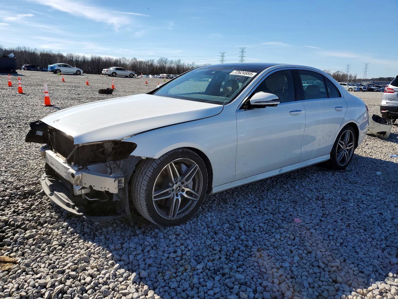 2017 MERCEDES-BENZ E-Class