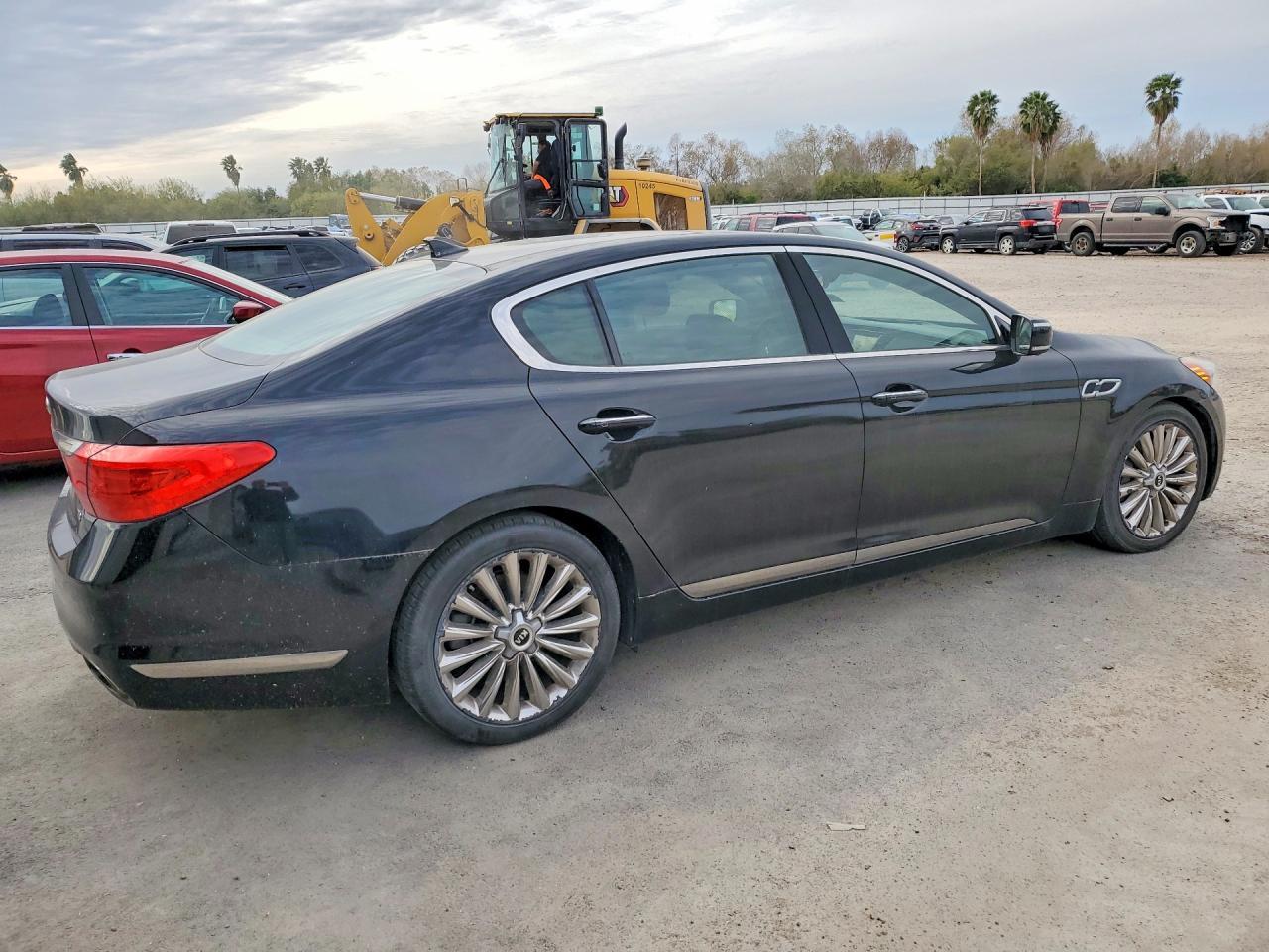 2015 KIA K900