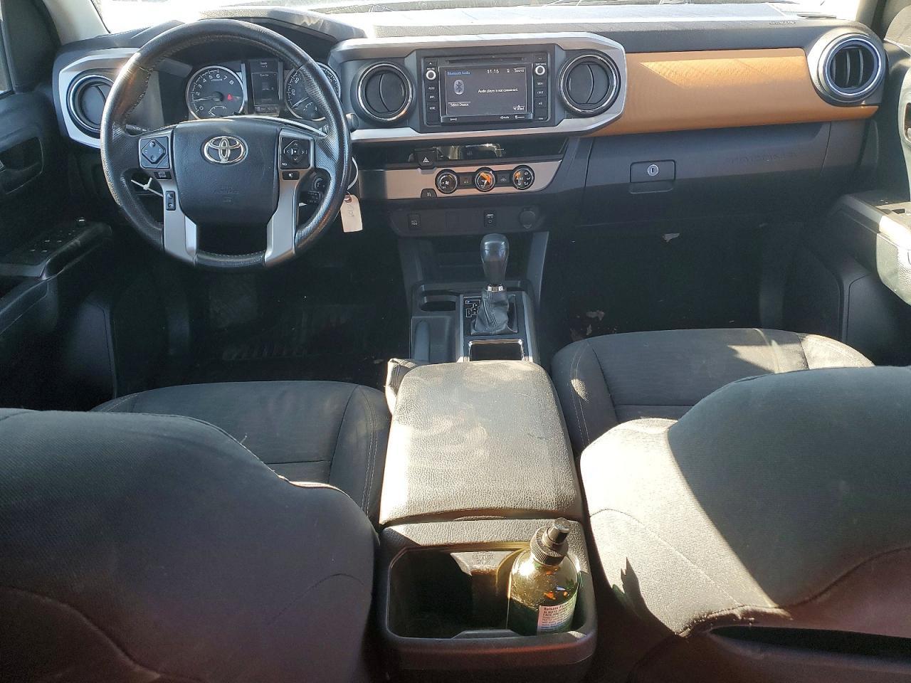 2017 TOYOTA TACOMA