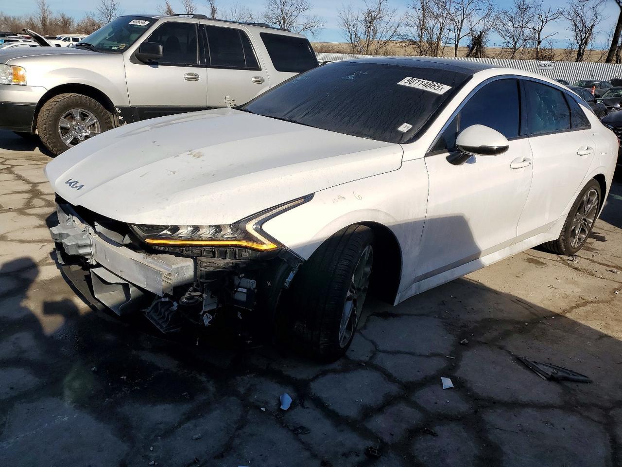 2022 KIA K5