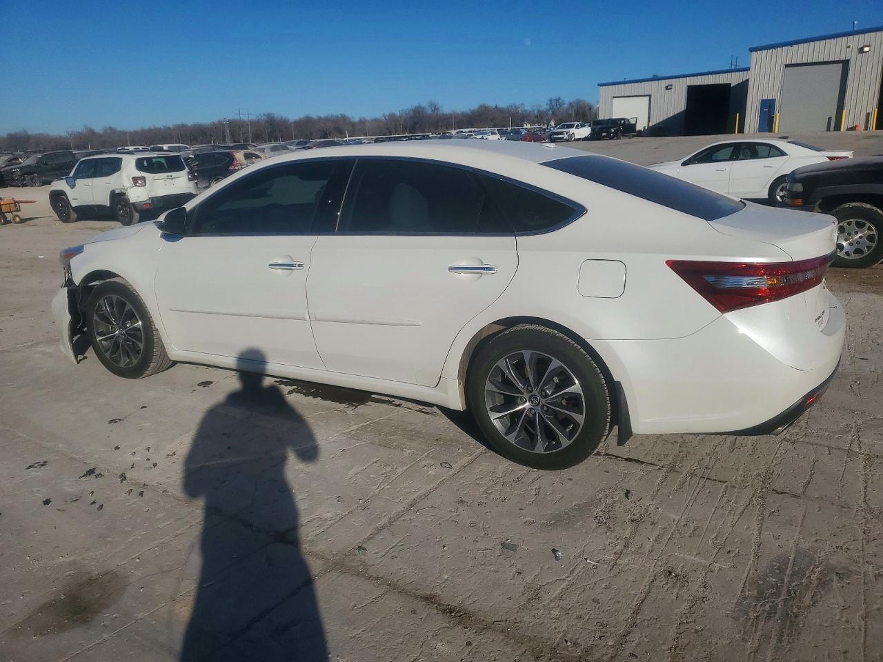 2017 TOYOTA Avalon