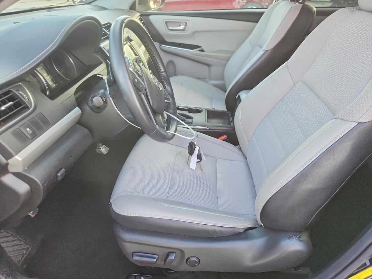2016 TOYOTA CAMRY