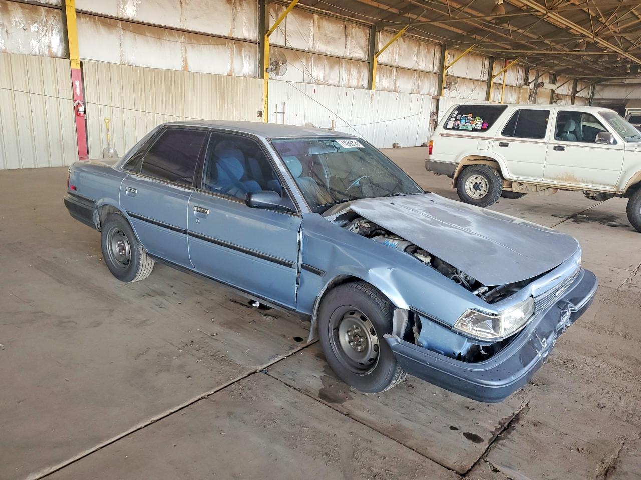 1990 TOYOTA CAMRY