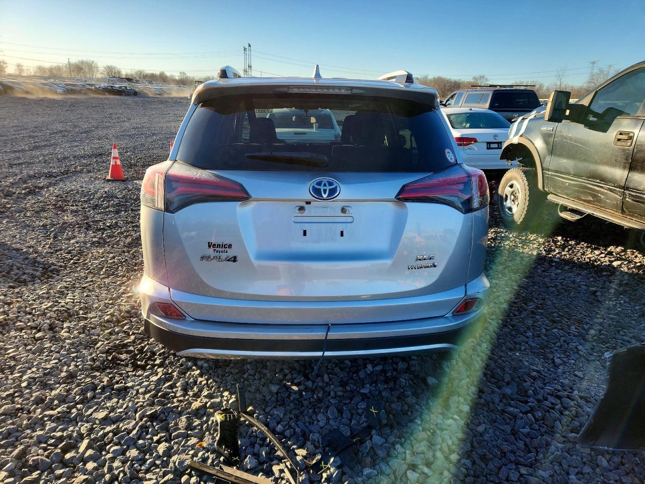 2016 TOYOTA RAV4