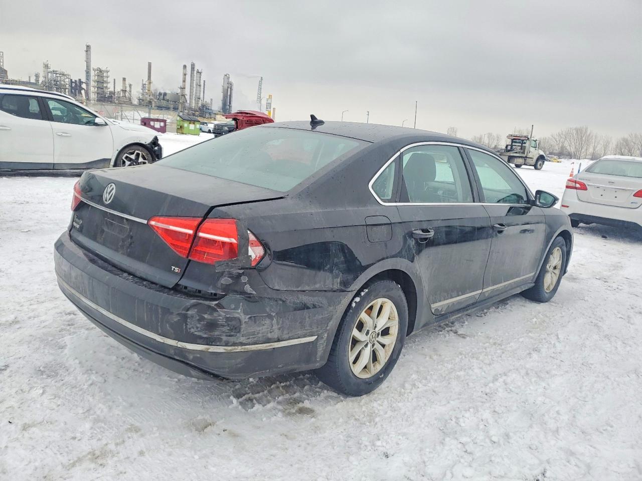 2016 VOLKSWAGEN Passat