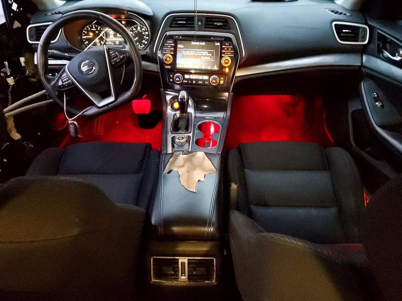 2016 NISSAN Maxima