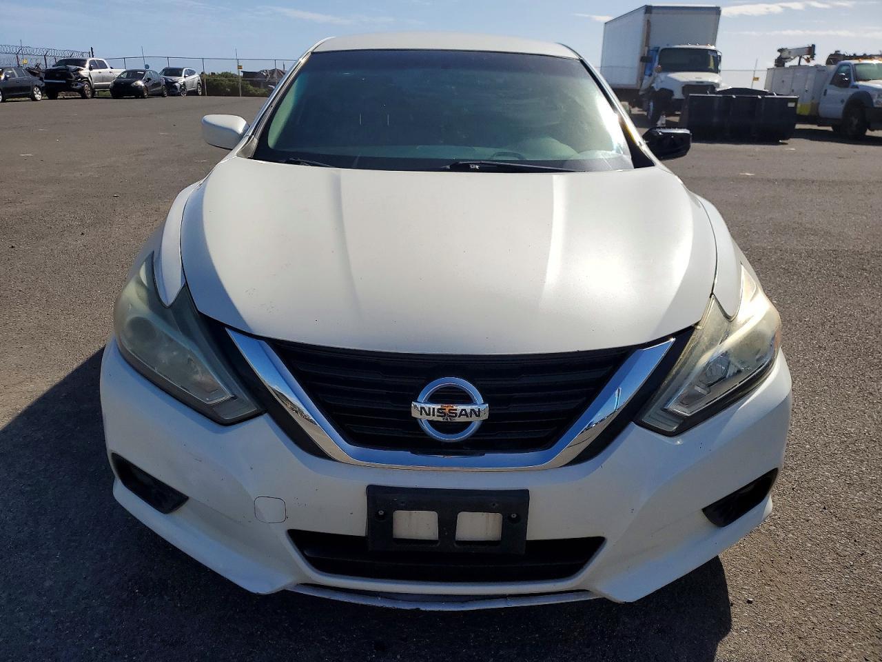 2017 NISSAN ALTIMA