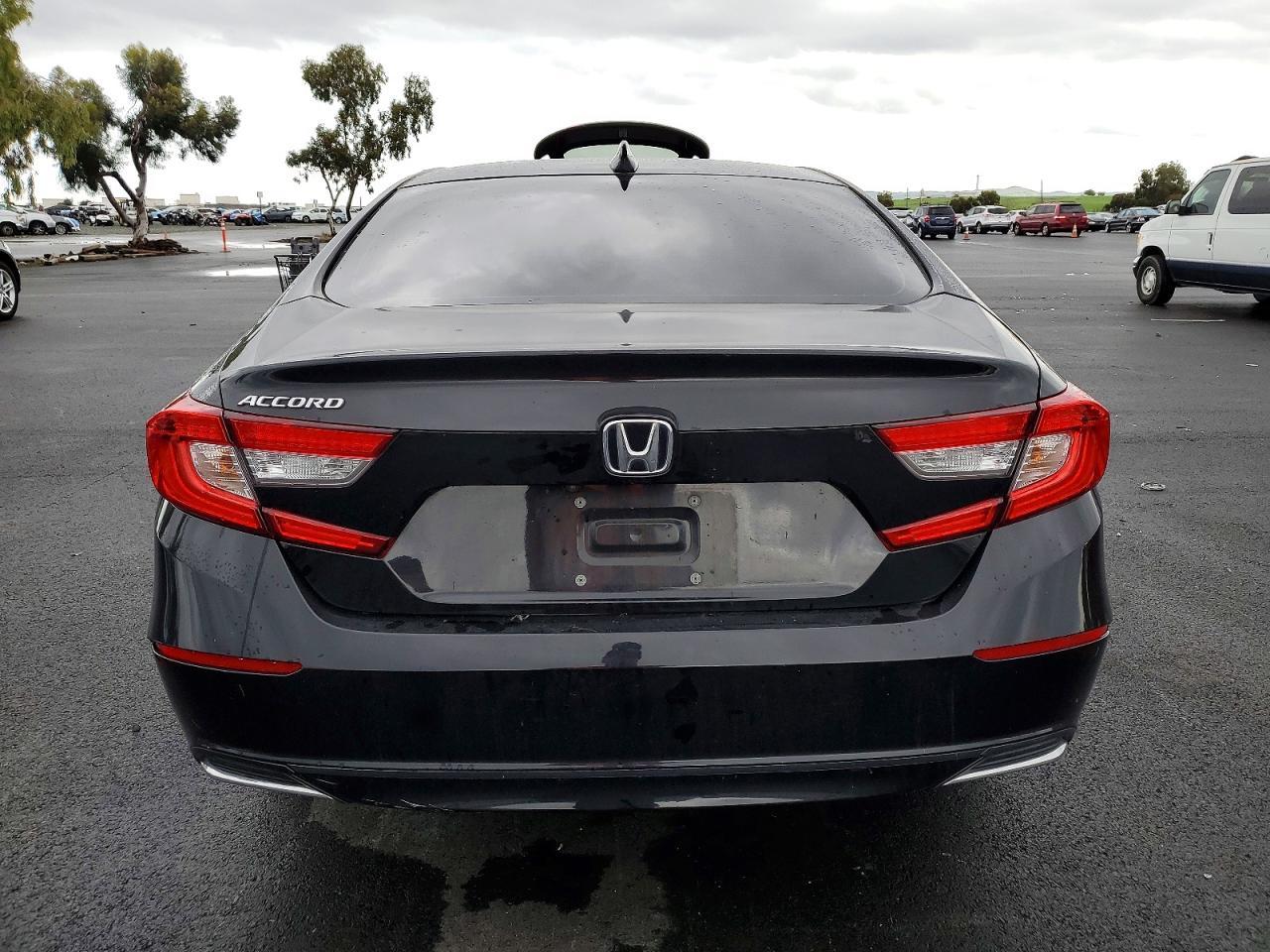 2019 HONDA ACCORD