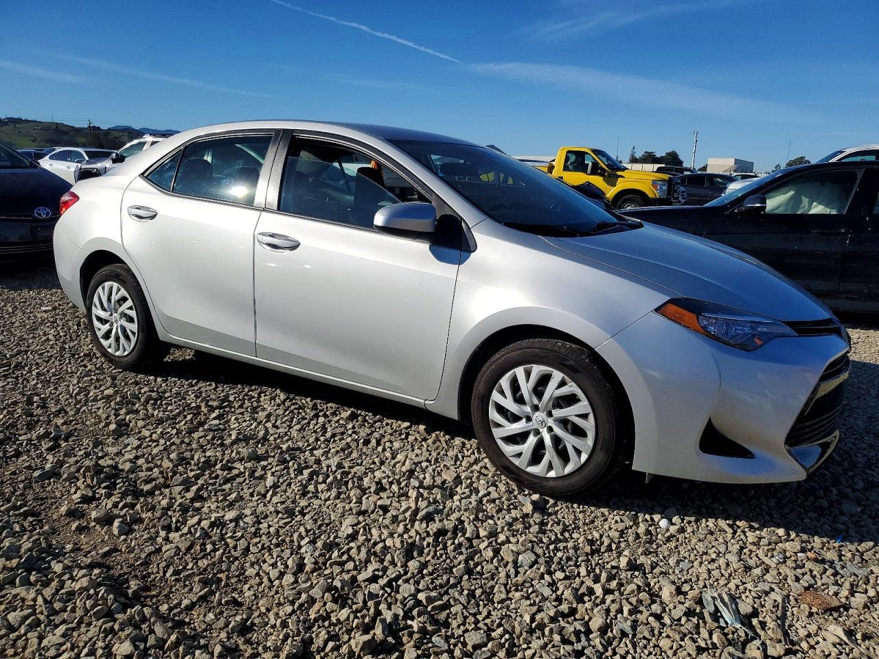 2019 TOYOTA COROLLA