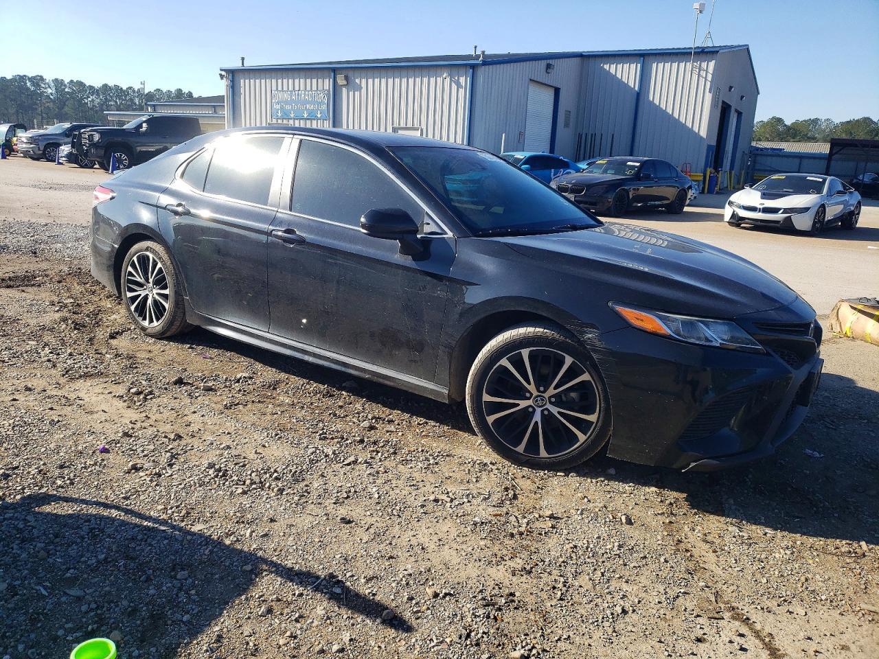 2019 TOYOTA CAMRY