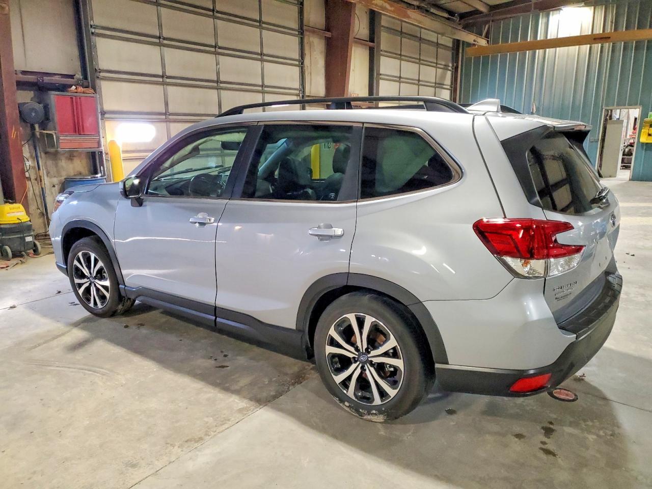 2020 SUBARU FORESTER