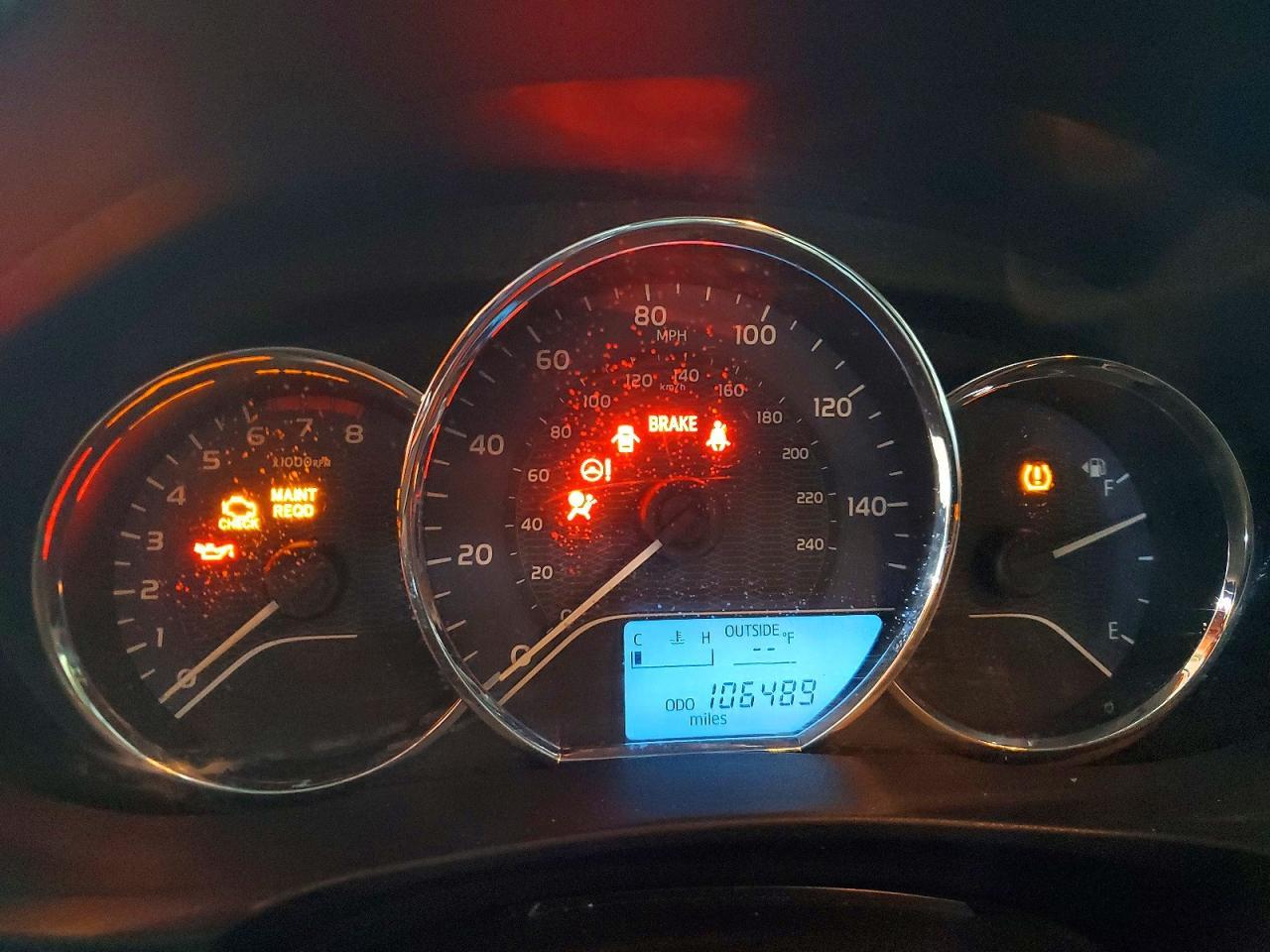 2015 TOYOTA COROLLA