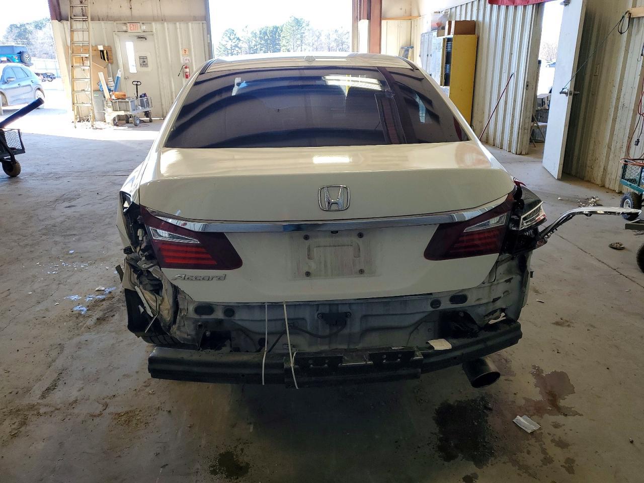 2016 HONDA ACCORD